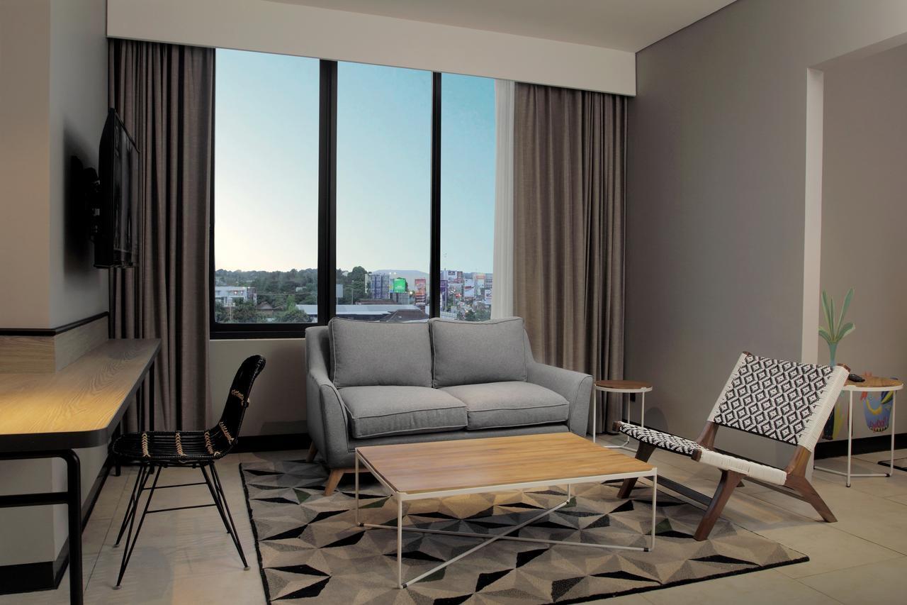 Artotel Hotel 4*