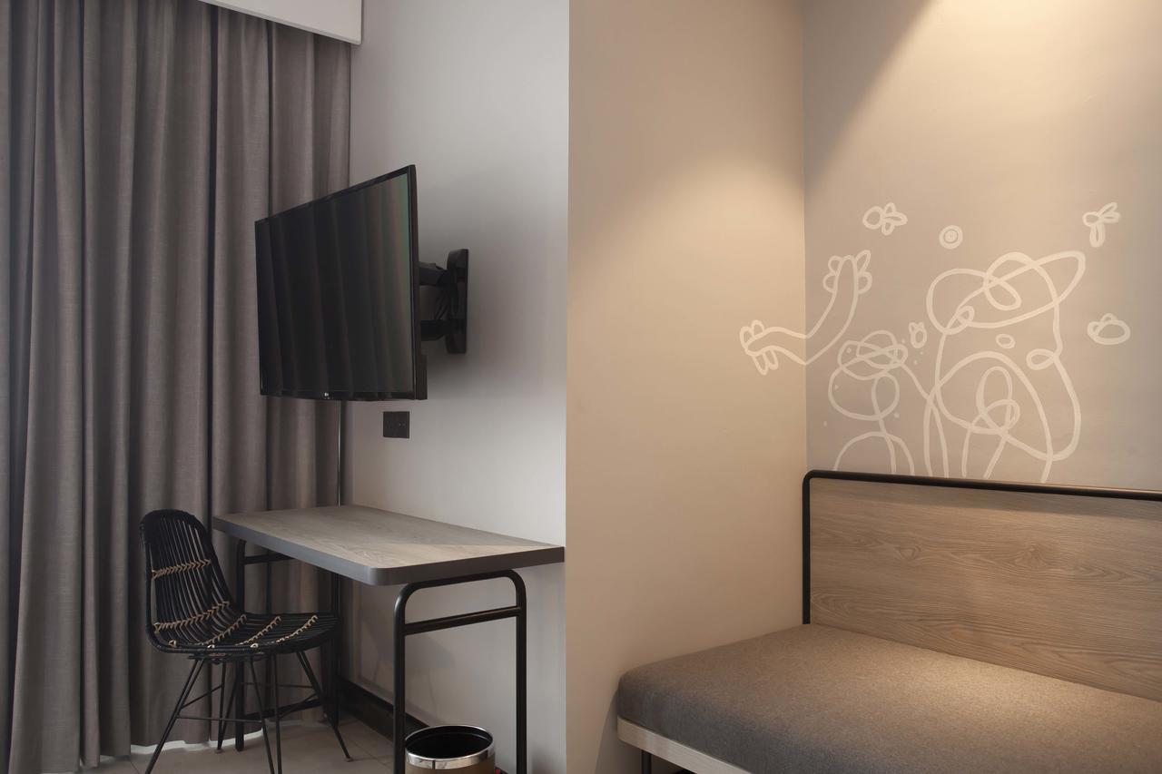 Artotel Hotel 4*